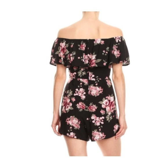 ❤Host Pick! 🌺Floral Romper Off Shoulder Ruffles - Picture 2 of 5
